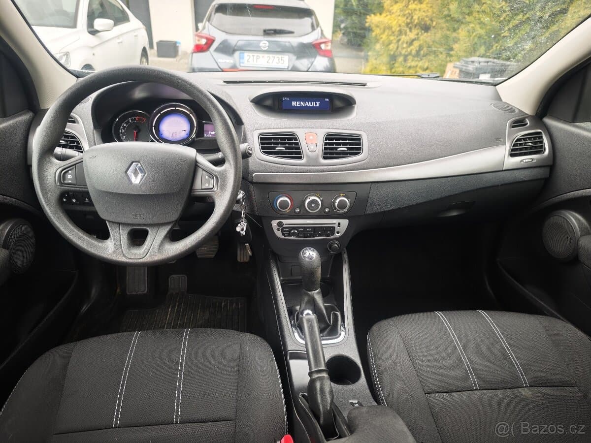 2014 Renault FLUENCE - 9
