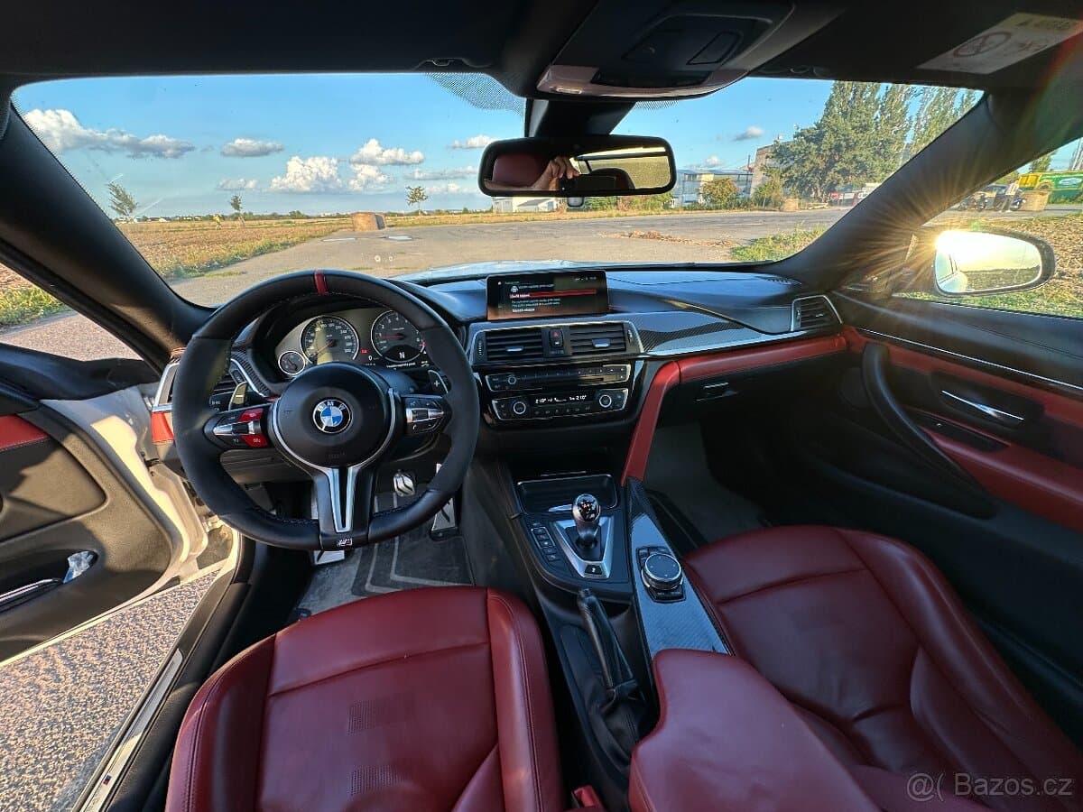 2016 BMW M4 - 9
