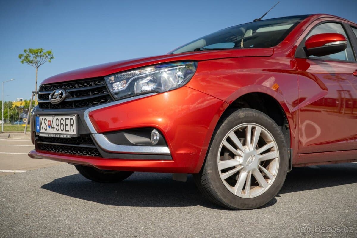 2018 Lada VESTA - 9