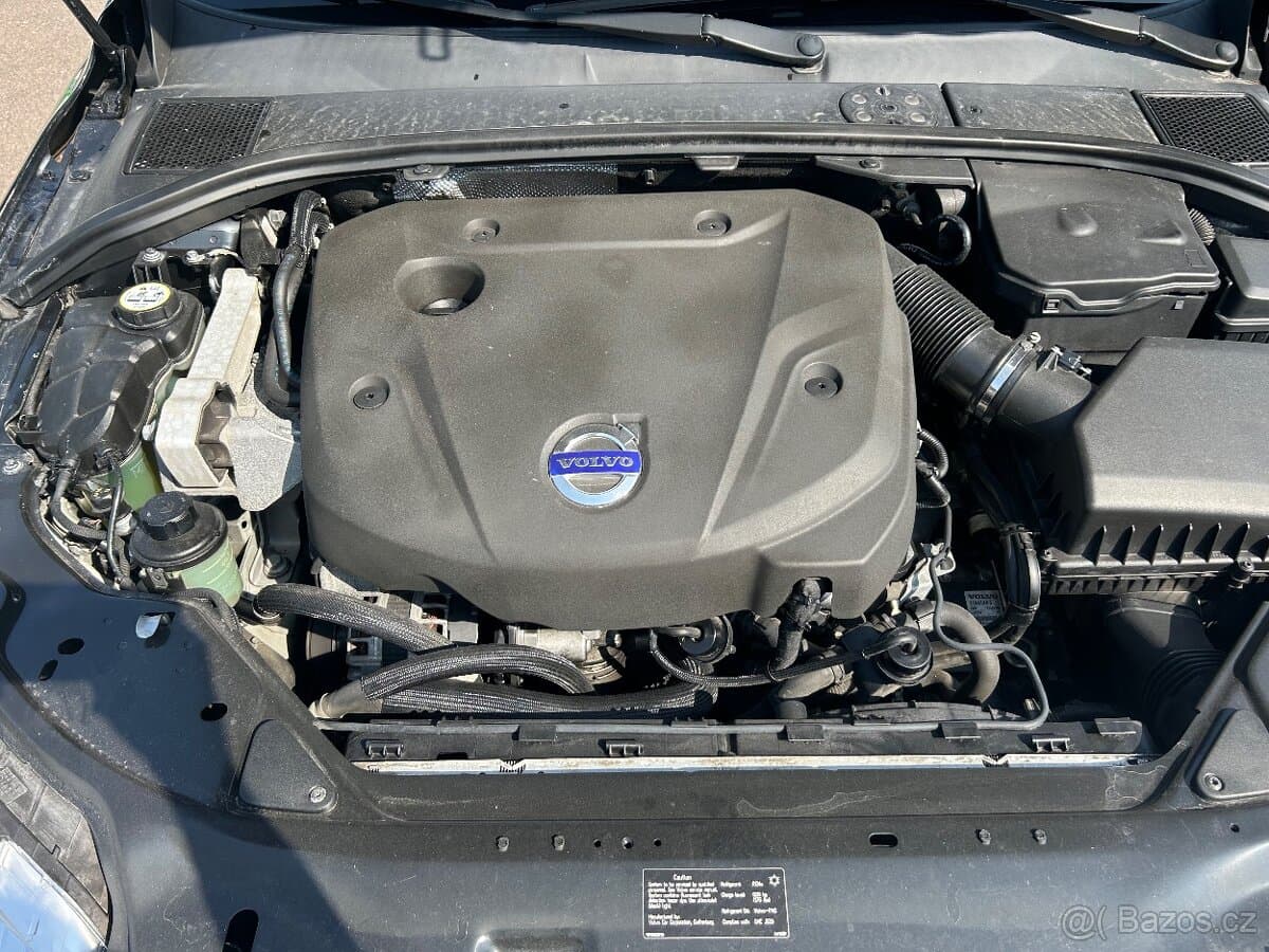 2015 Volvo V70 - 9