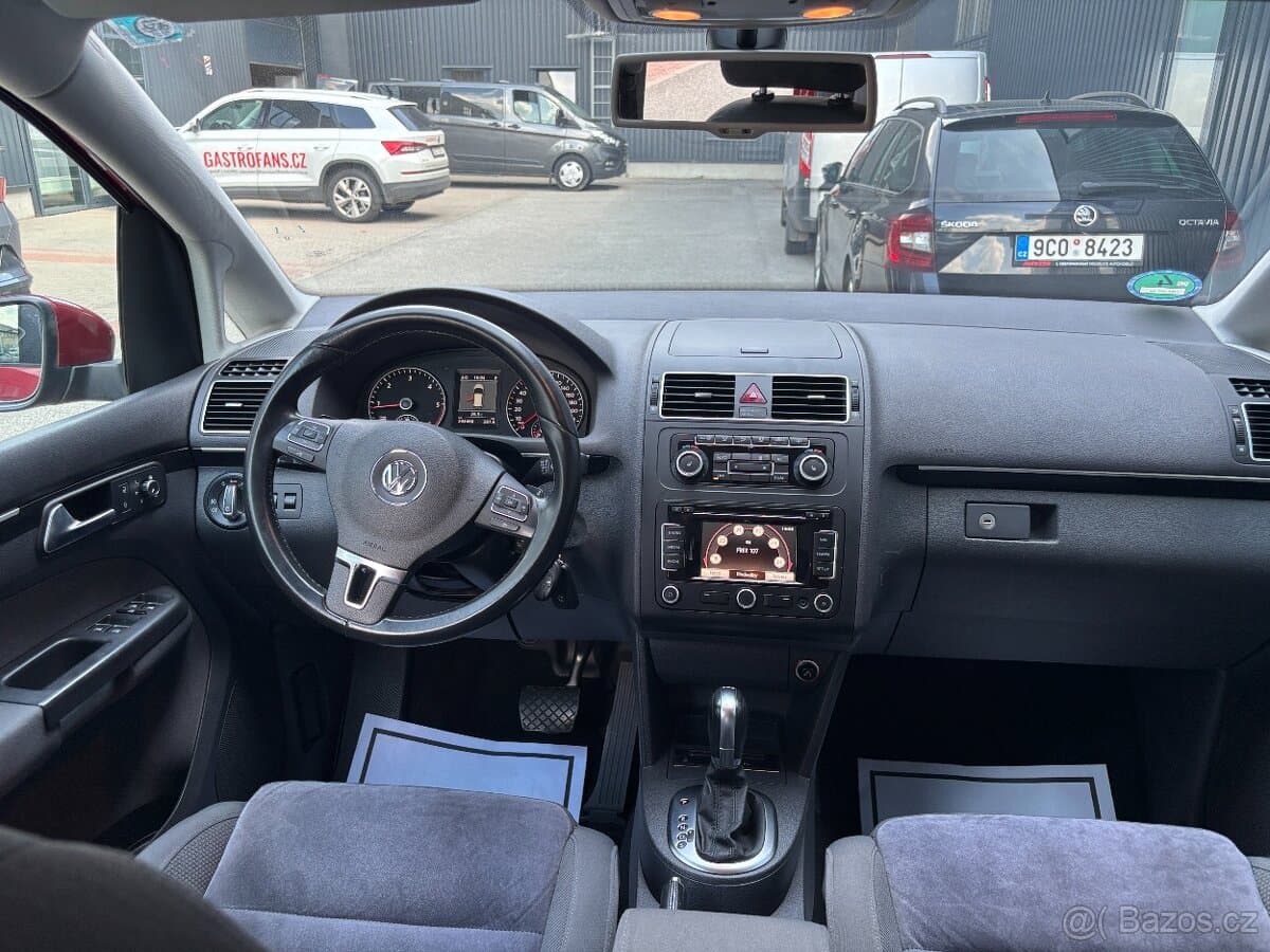 2010 Volkswagen TOURAN - 9