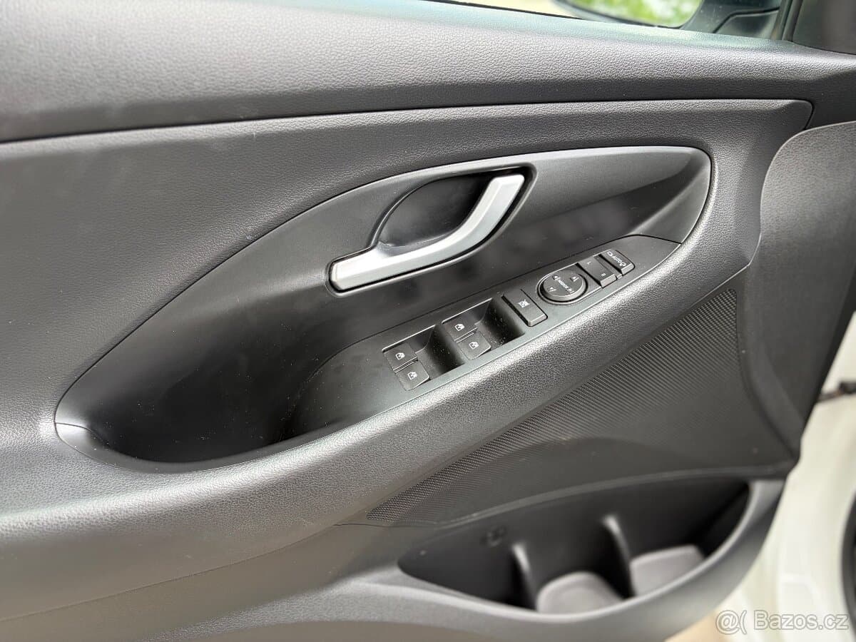 2021 Hyundai i30 - 9