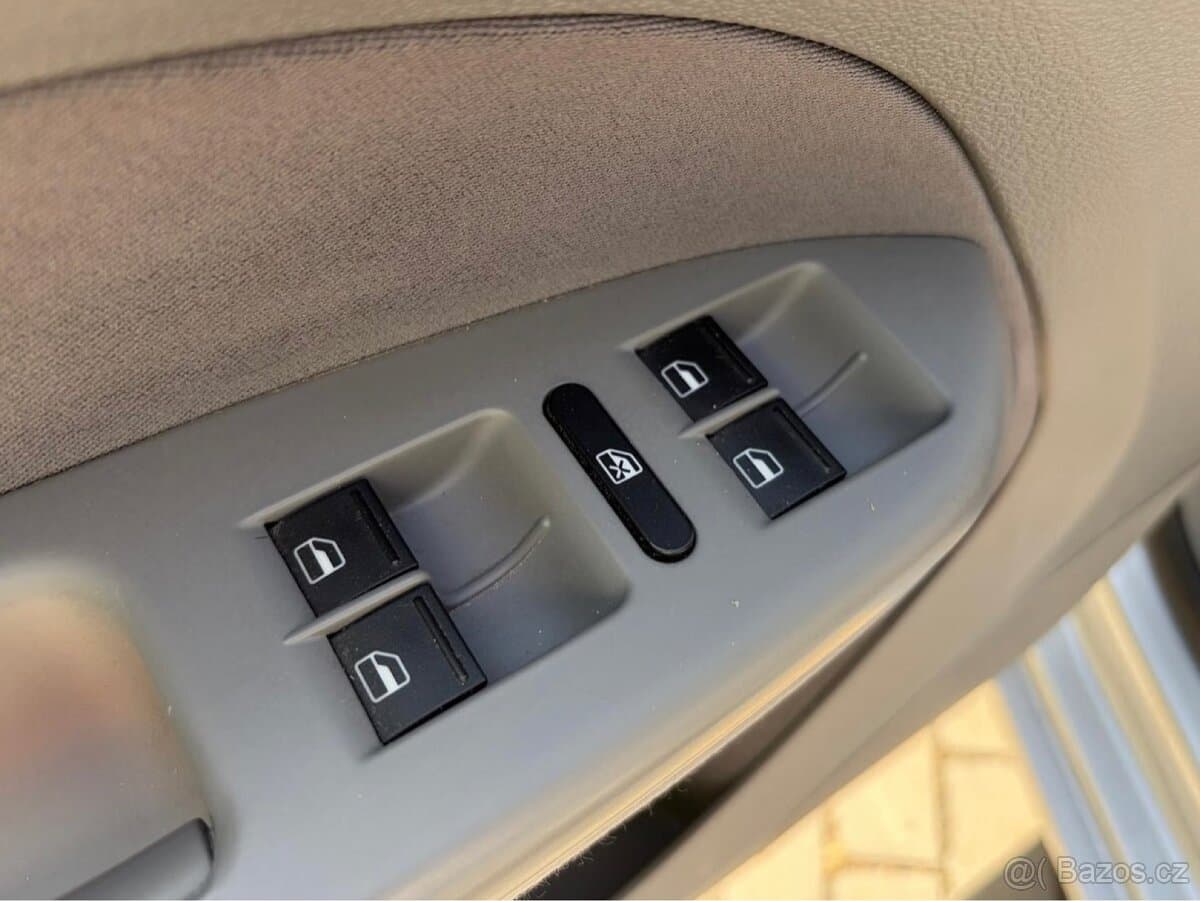 2009 Volkswagen TOURAN - 9