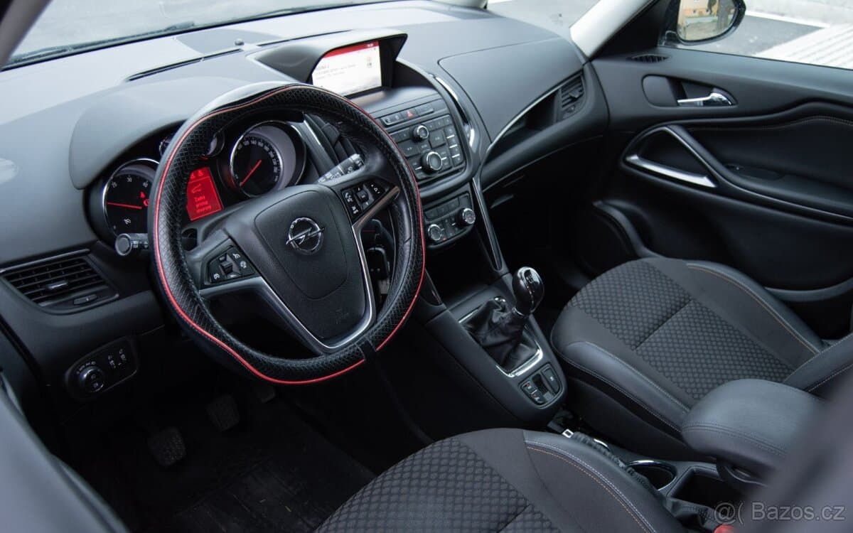 2015 Opel ZAFIRA - 9