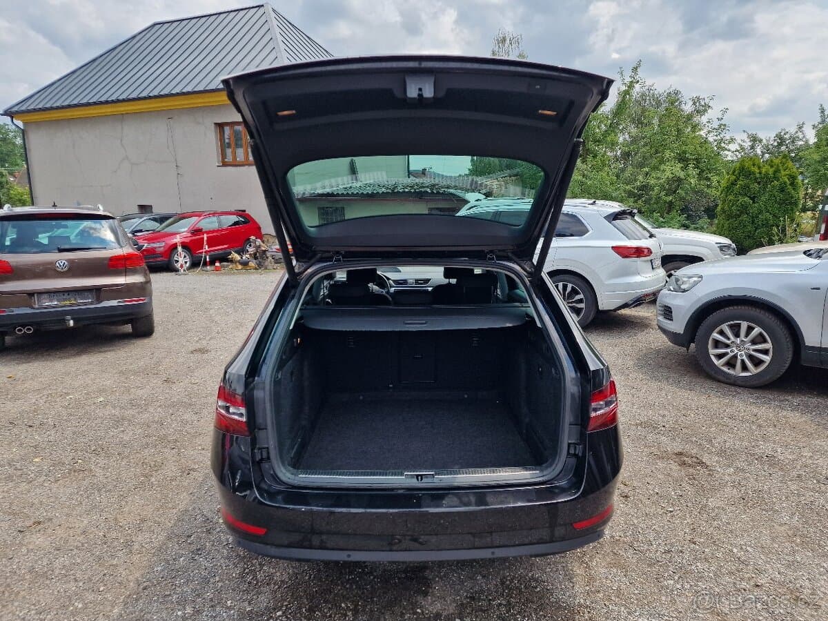 2016 Škoda SUPERB - 9