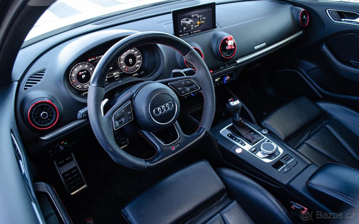 2017 Audi RS3 - 9