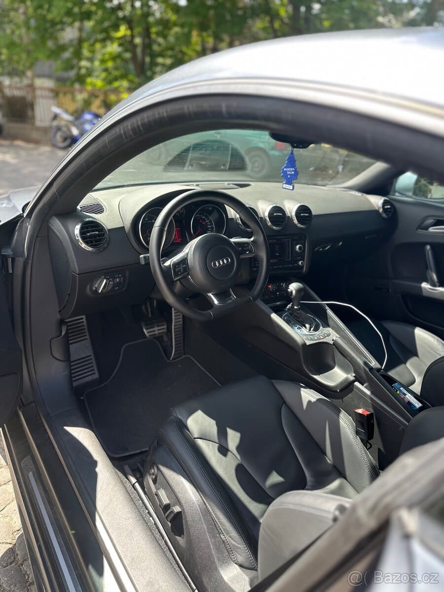 2008 Audi TT - 9