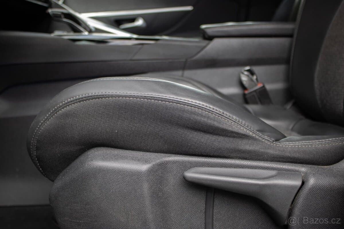 2019 Peugeot 5008 - 9