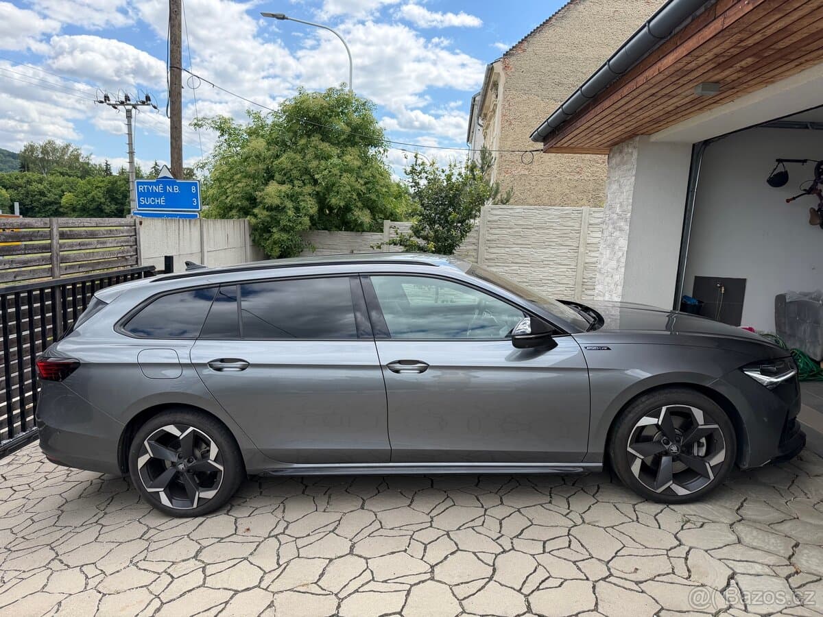 2025 Škoda SUPERB - 9