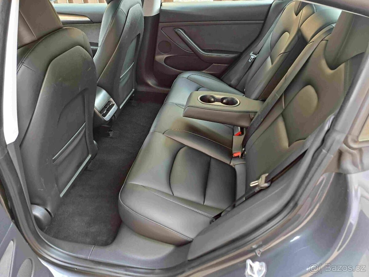 2023 Tesla MODEL 3 - 9