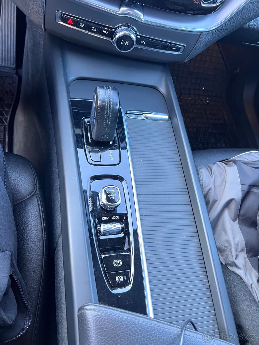 2021 Volvo XC60 - 9