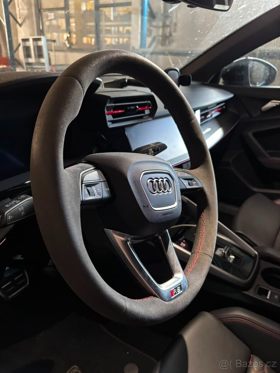 2022 Audi RS3 - 9