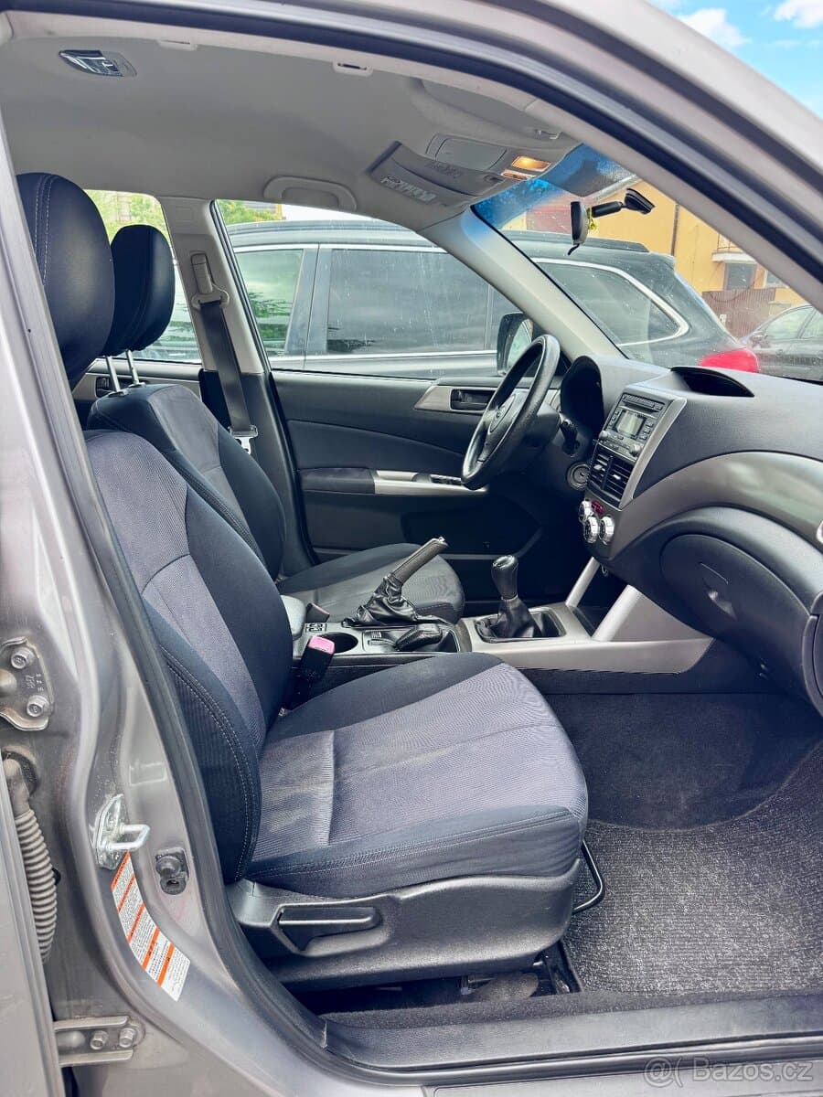 2009 Subaru FORESTER - 9