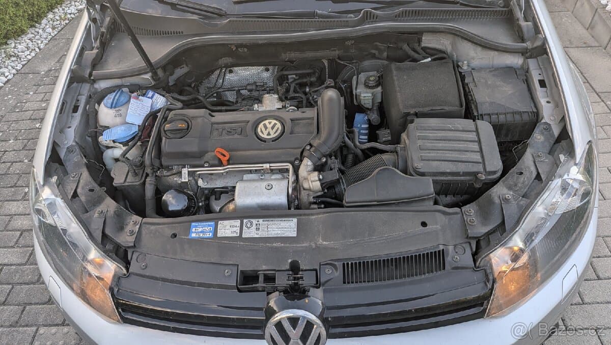 2012 Volkswagen GOLF - 9