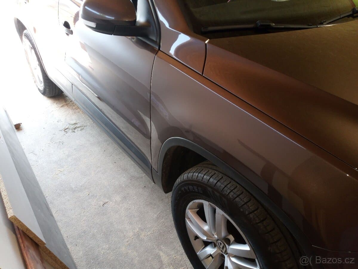 2012 Volkswagen TIGUAN - 9