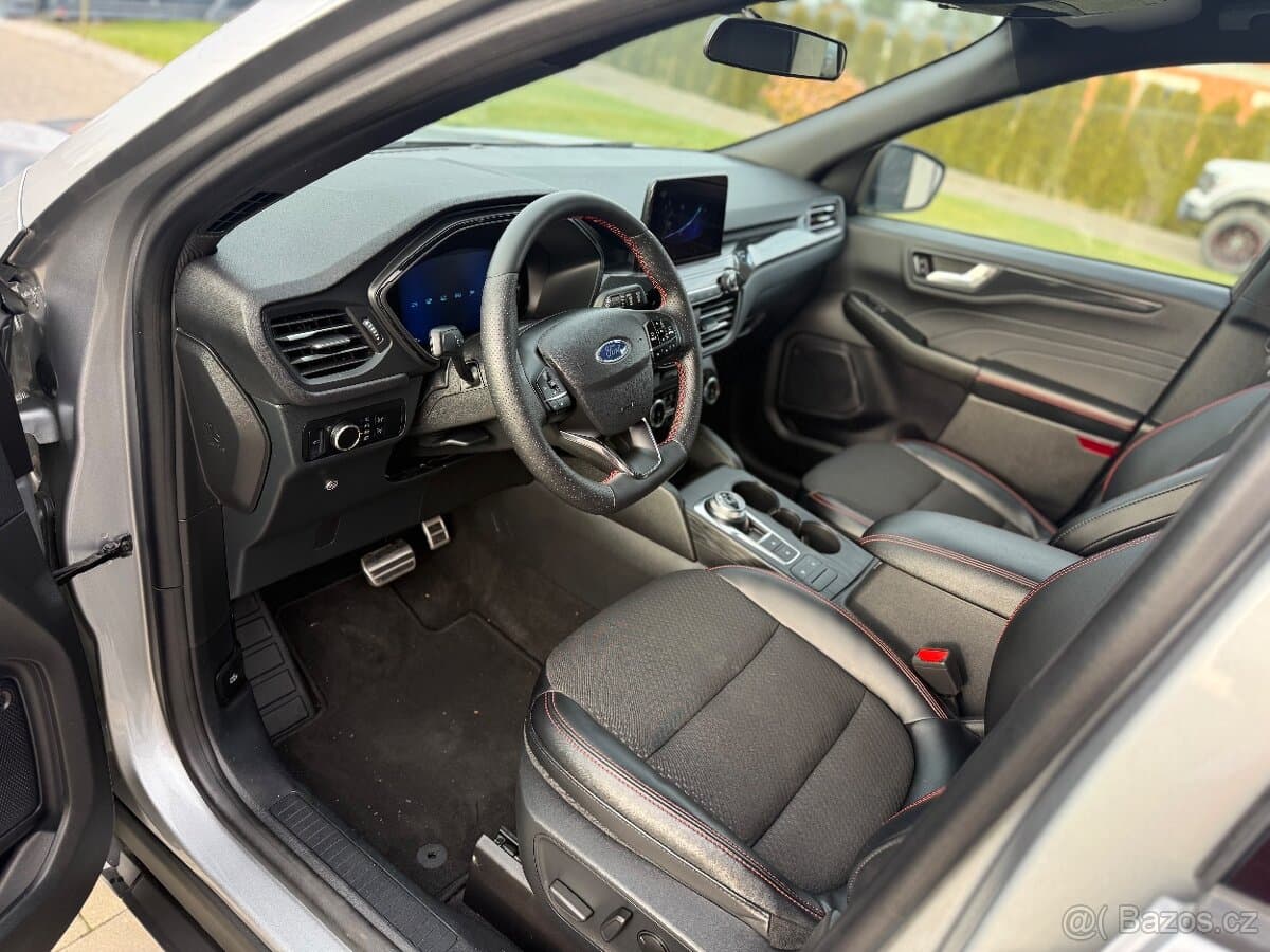 2024 Ford KUGA - 9