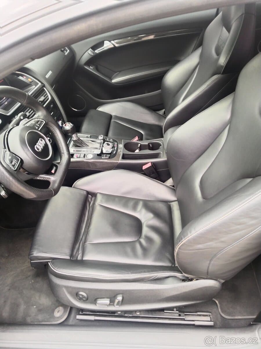 2013 Audi RS5 - 9