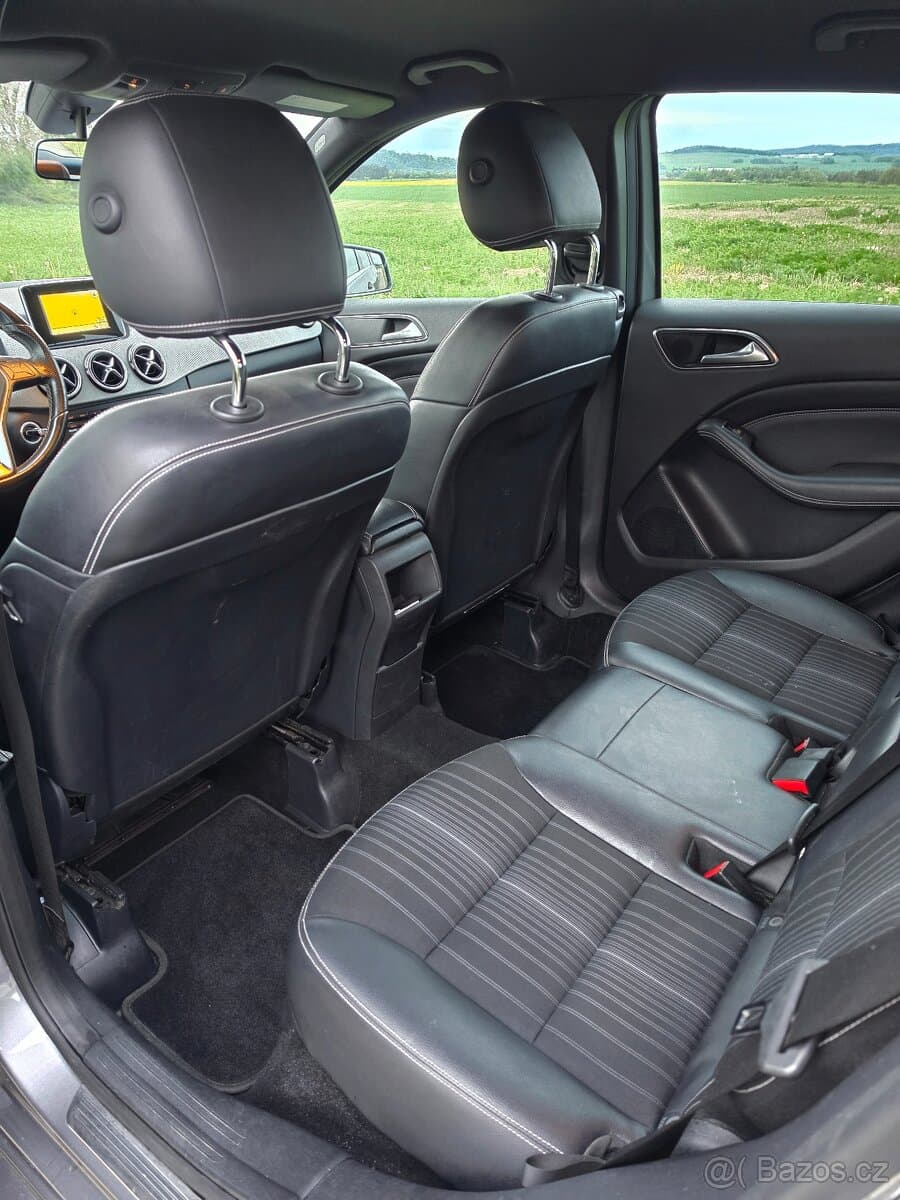 2012 Mercedes-Benz OSTATNÍ - 9