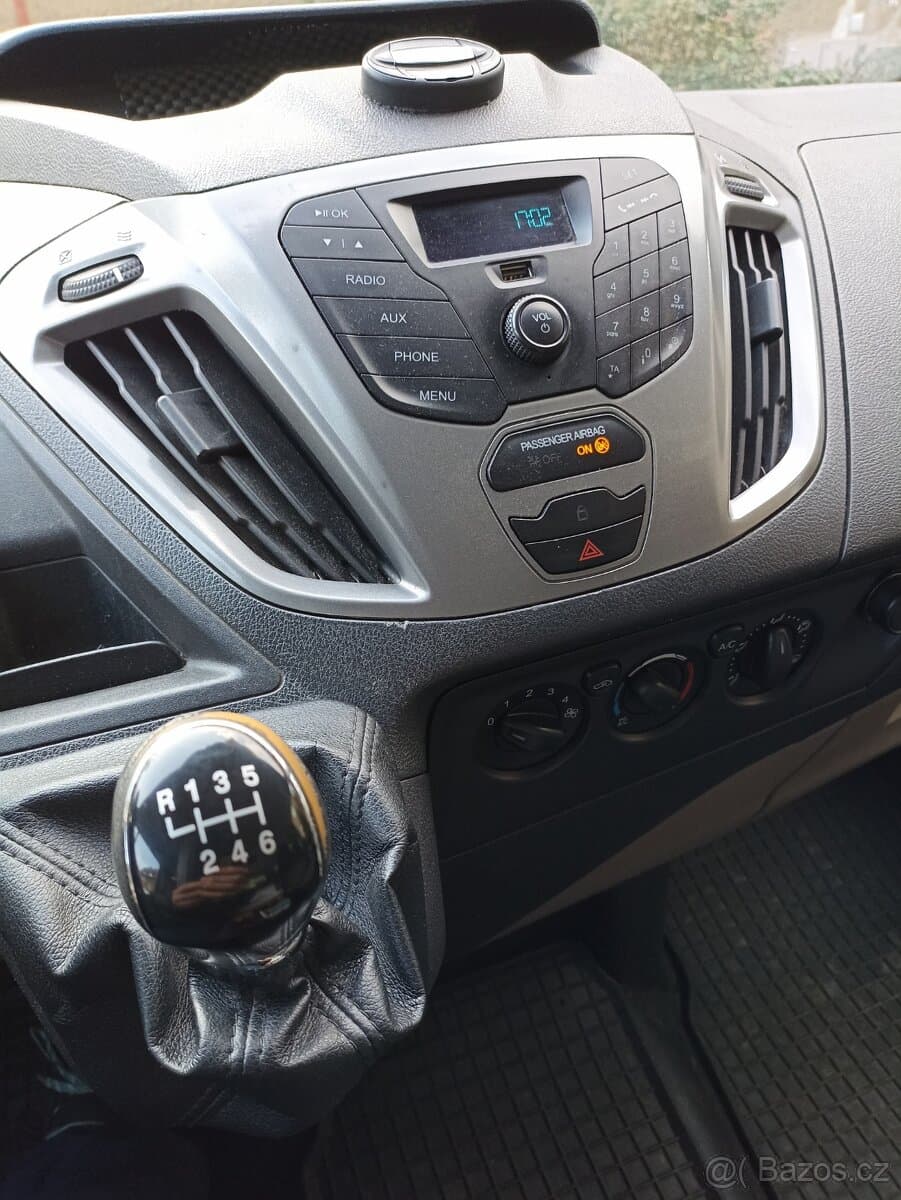 2013 Ford TOURNEO - 9