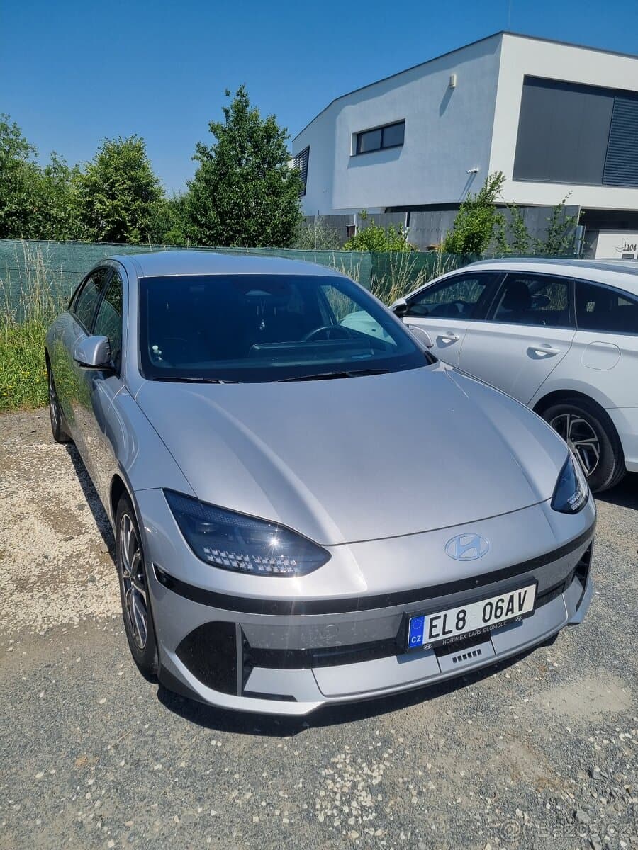 2023 Hyundai IONIQ 6 - 9
