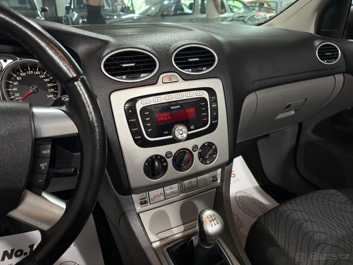 2011 Ford FOCUS - 9