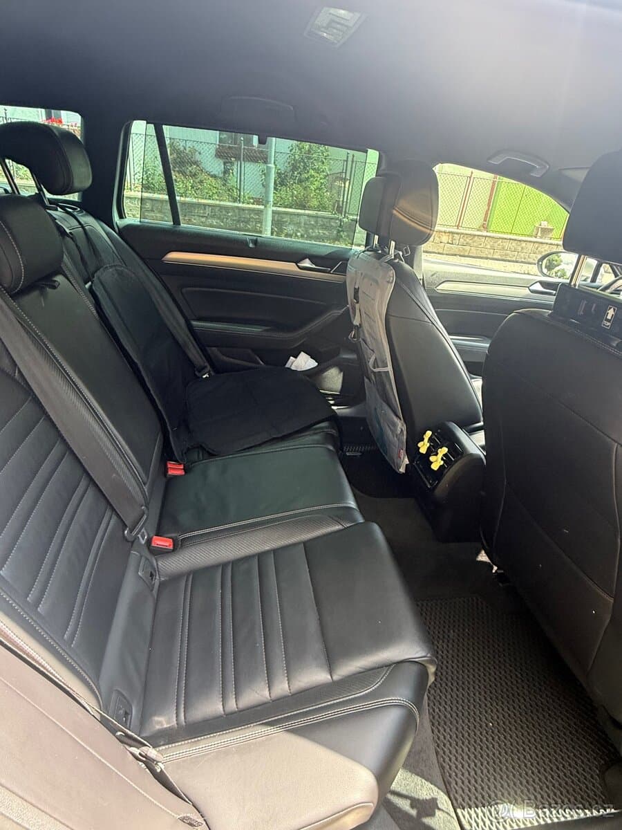 Volkswagen PASSAT - 9