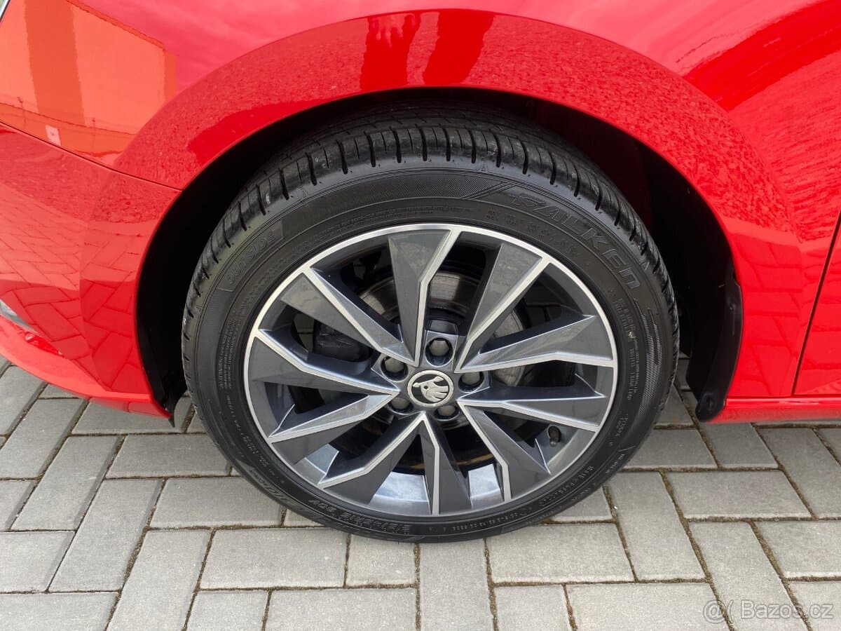 2015 Škoda FABIA - 9