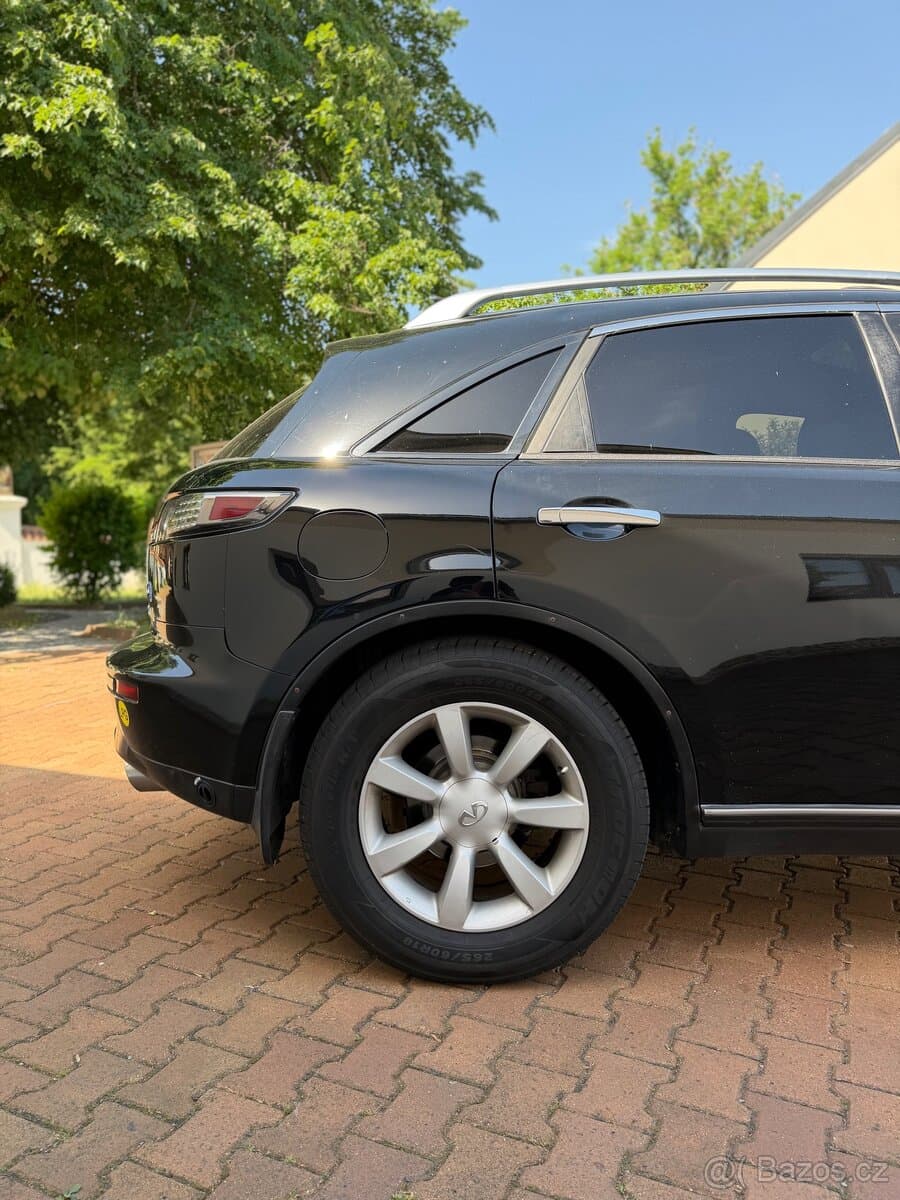 2005 Infiniti FX - 9