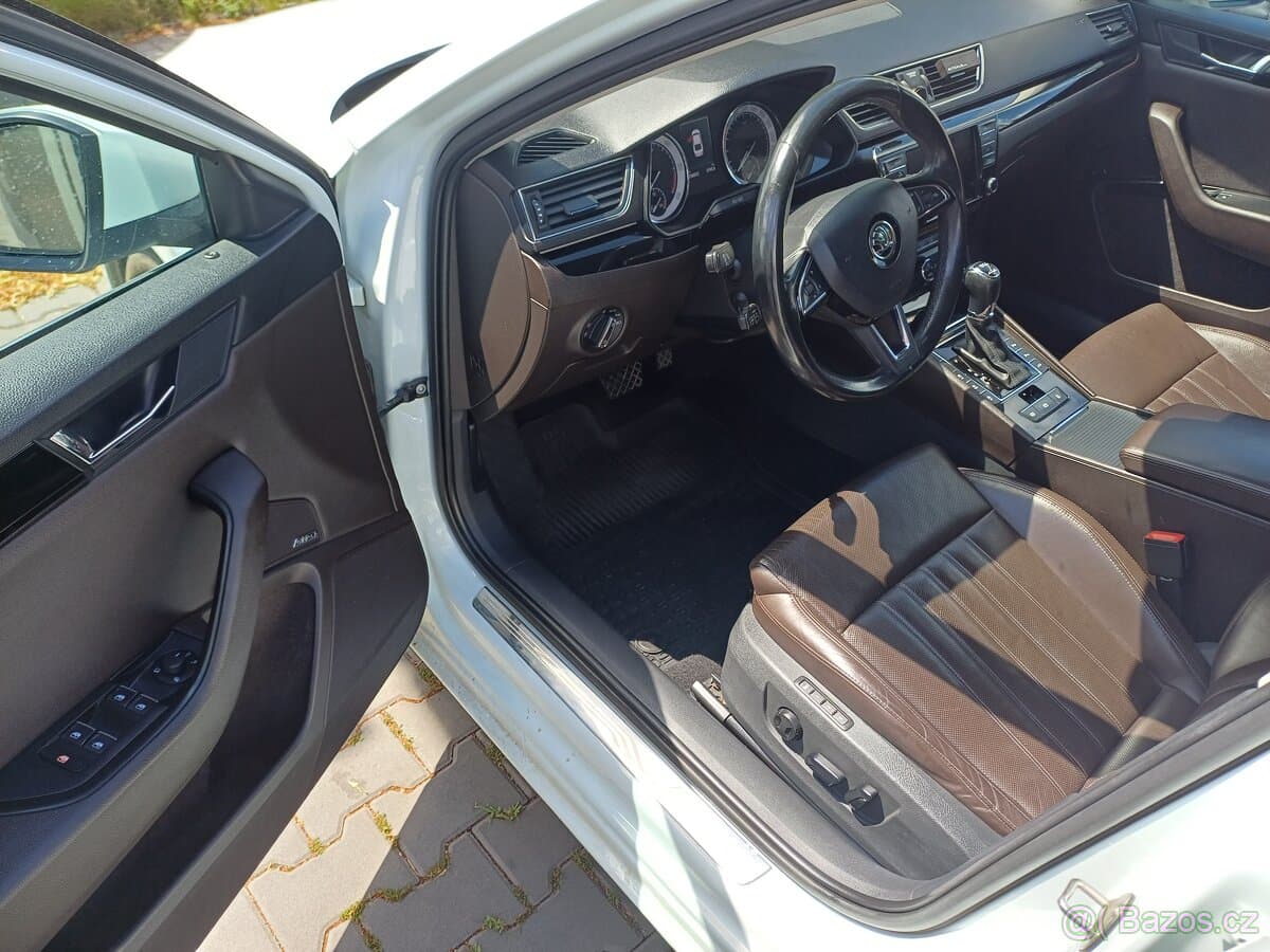 2016 Škoda SUPERB - 9