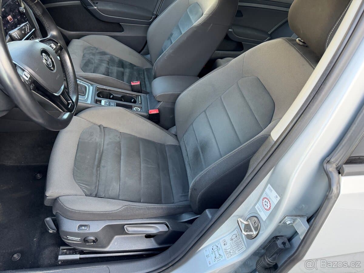 2018 Volkswagen GOLF - 9