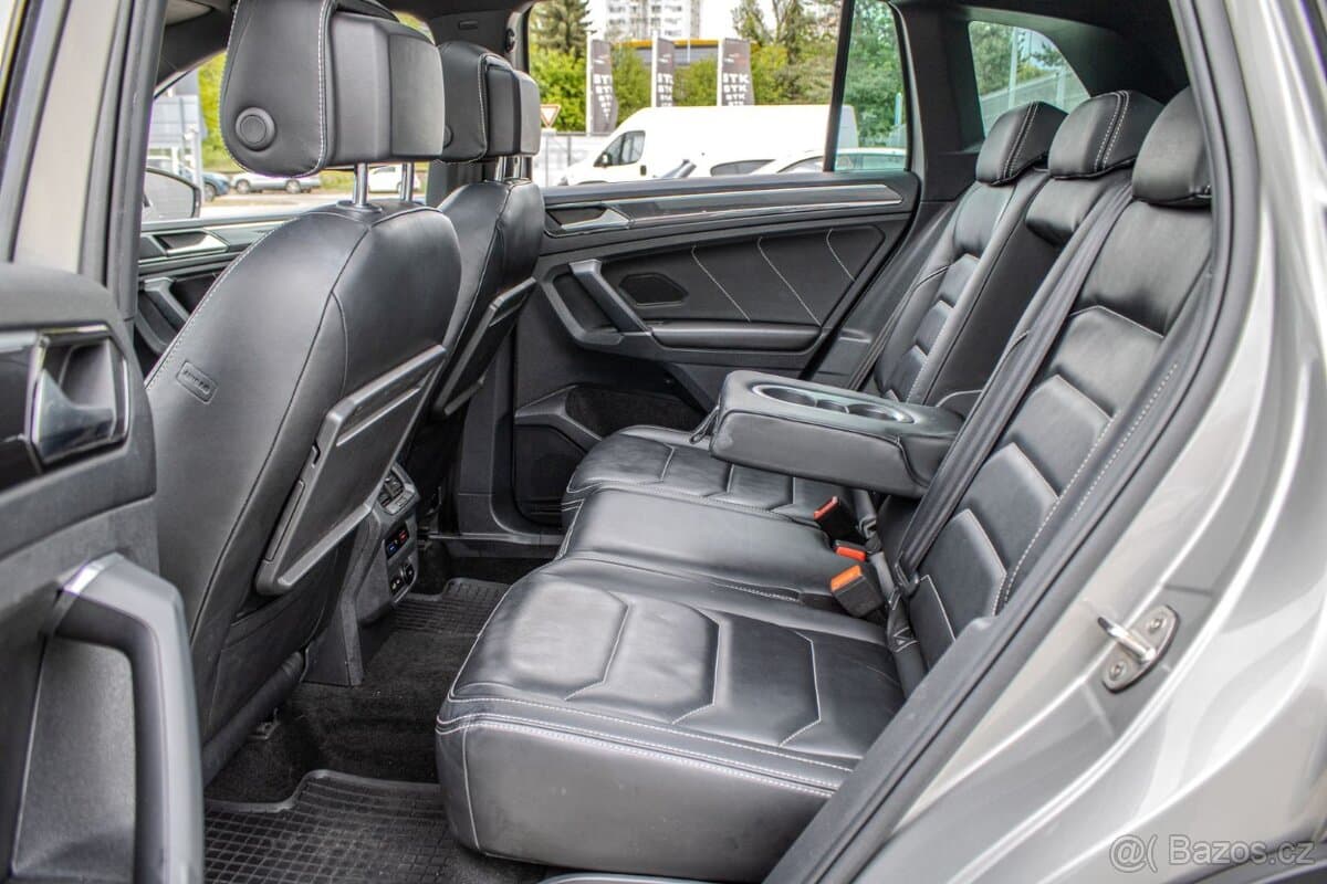 2018 Volkswagen TIGUAN - 9