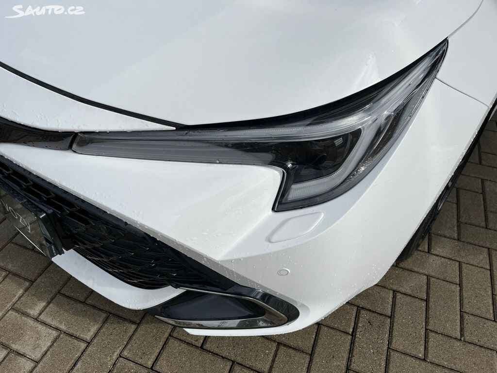 2023 Toyota COROLLA - 9