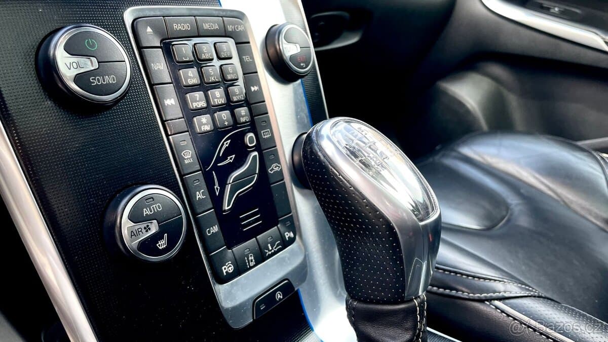 2013 Volvo V40 - 9