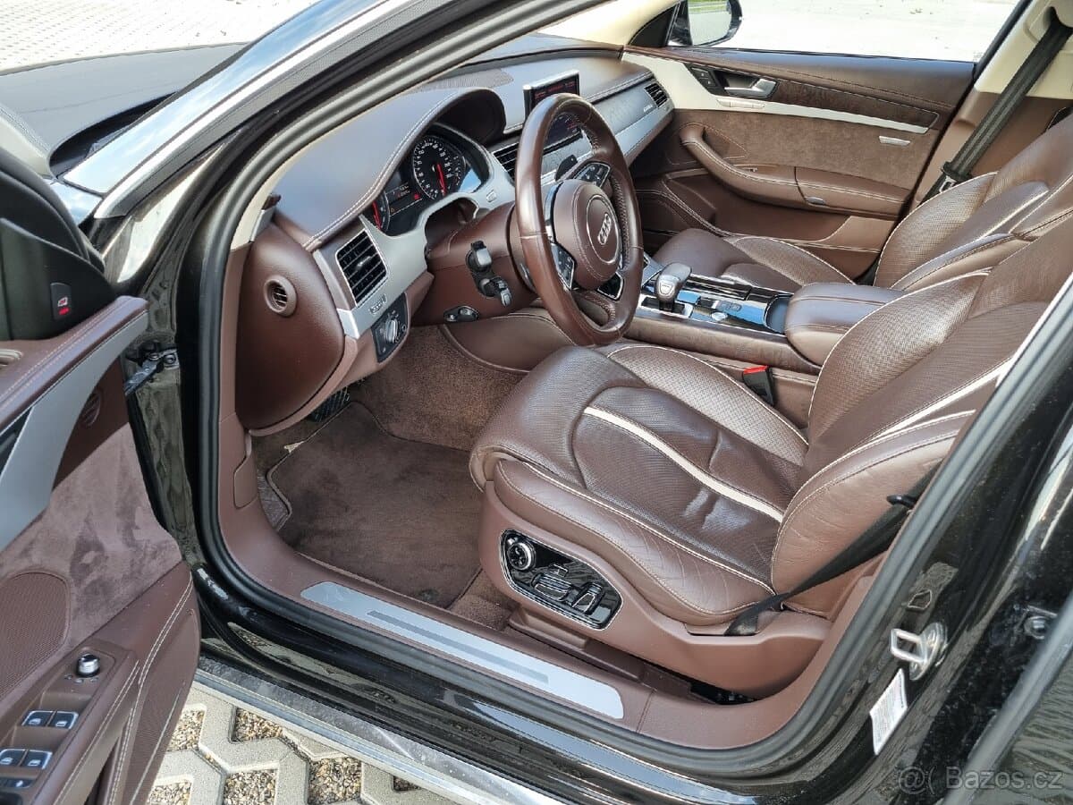 2013 Audi A8 - 9