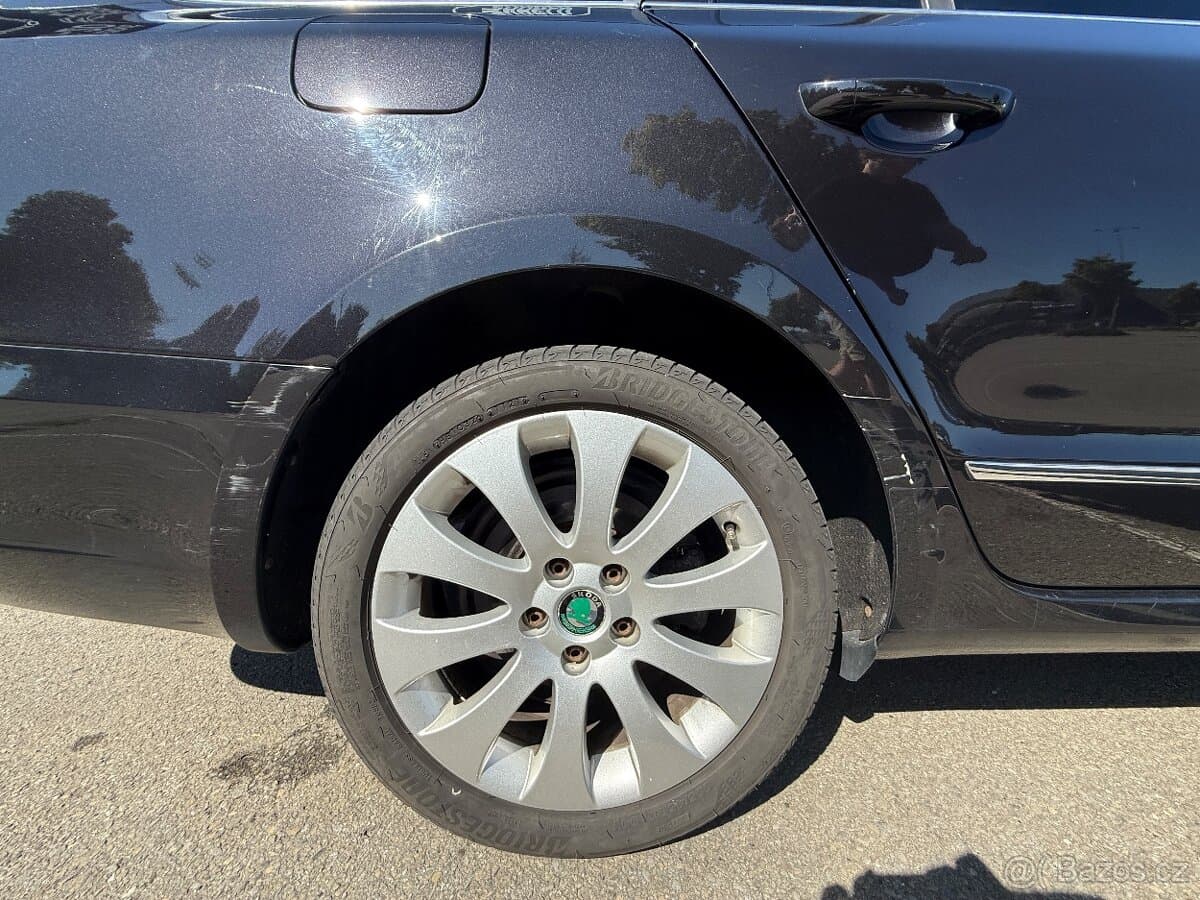 2012 Škoda SUPERB - 9