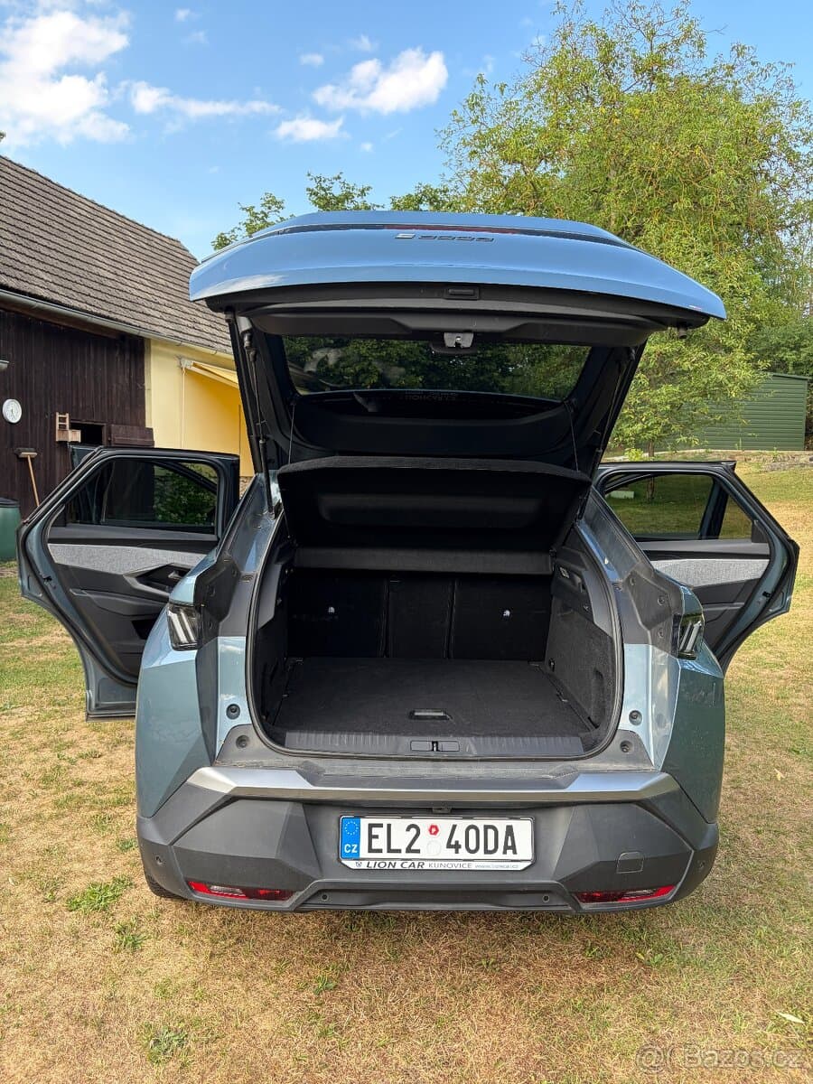 2025 Peugeot 3008 - 9
