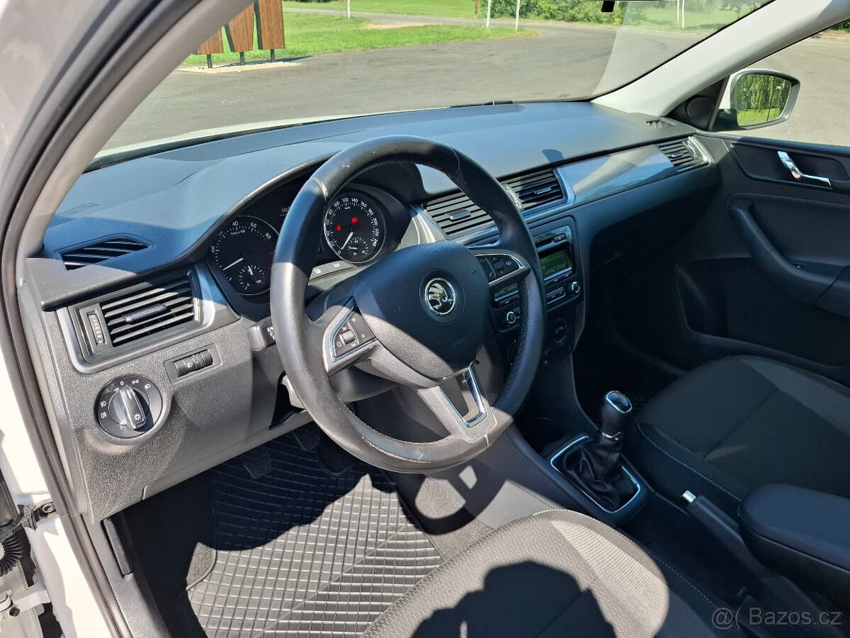 2014 Škoda RAPID - 9
