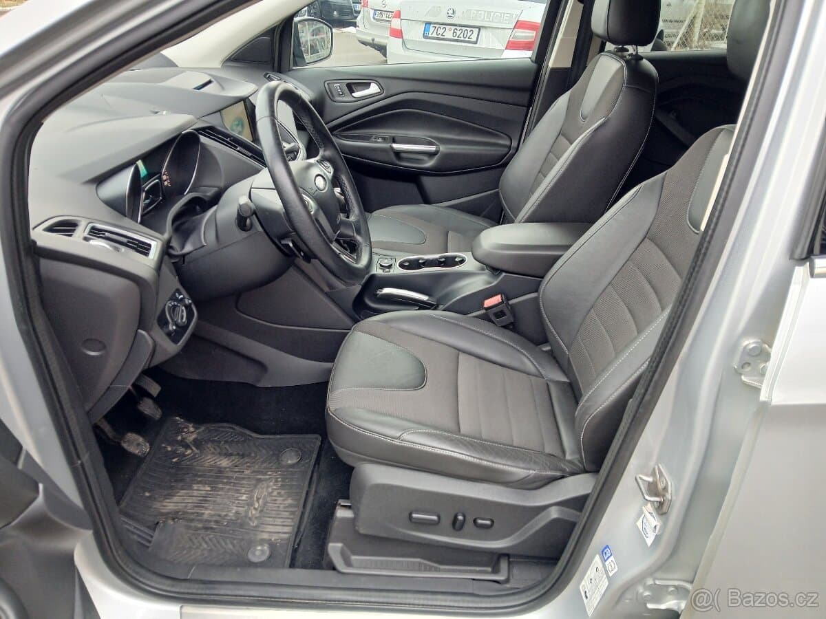 2016 Ford KUGA - 9