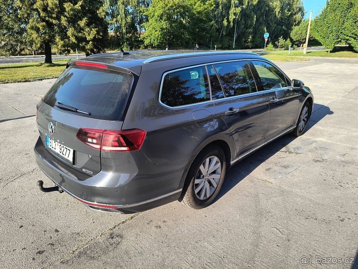 2020 Volkswagen PASSAT - 9
