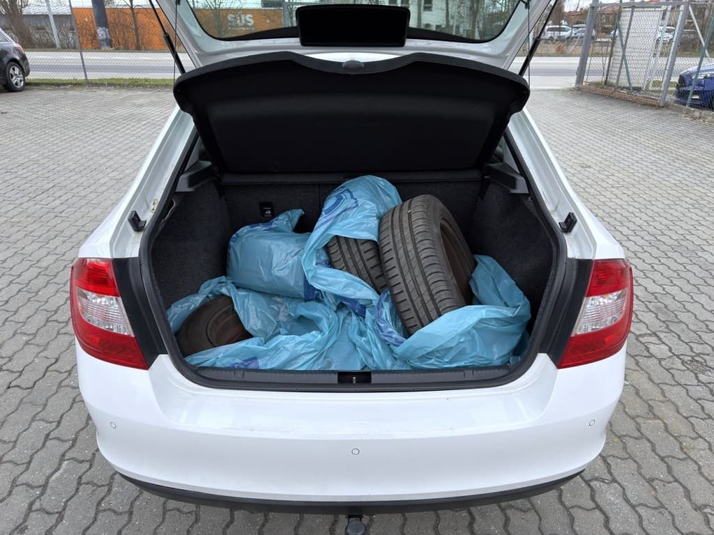 2013 Škoda RAPID - 9