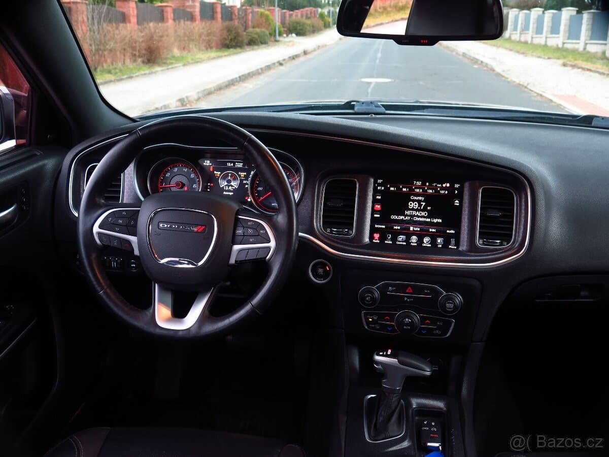 2016 Dodge CHARGER - 9