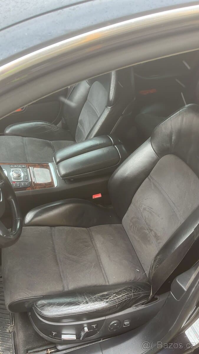 2005 Audi A8 - 9