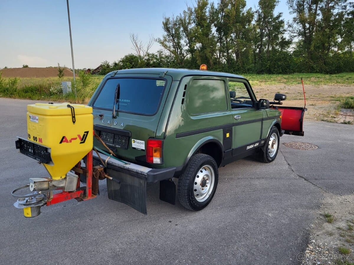 2016 Lada NIVA - 9