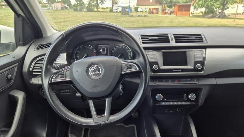 2016 Škoda FABIA - 9