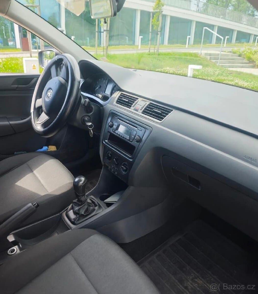 2013 Škoda RAPID - 9