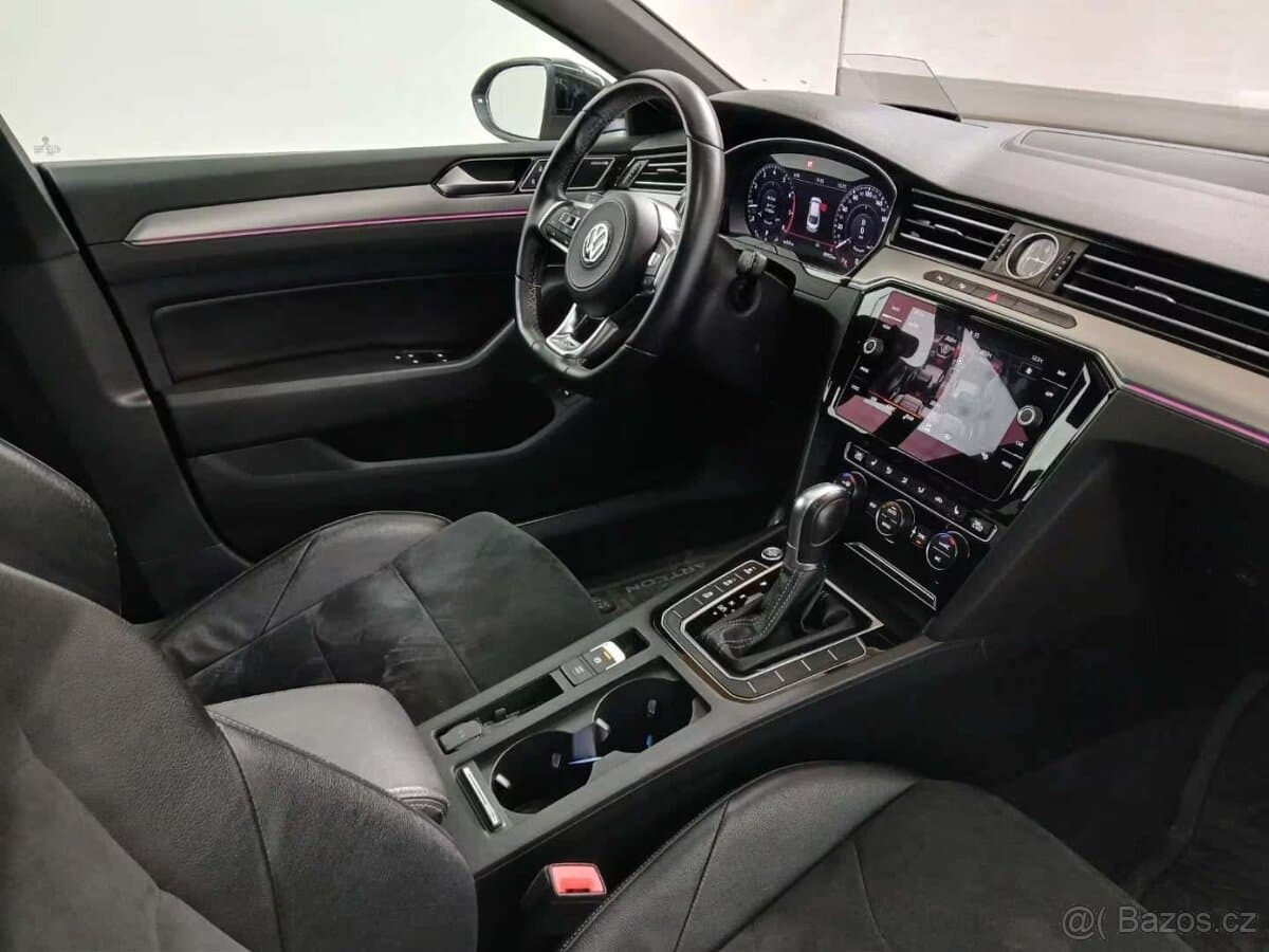 2017 Volkswagen ARTEON - 9