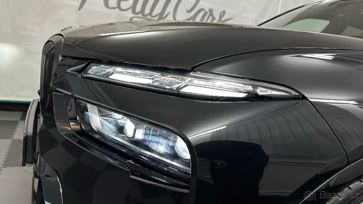 2025 BMW X7 - 9