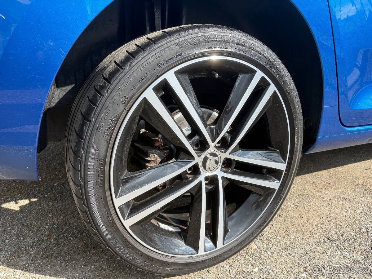 2015 Škoda RAPID - 9