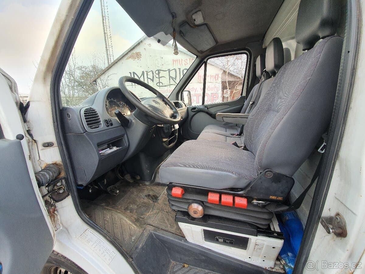 2004 Mercedes-Benz SPRINTER - 9