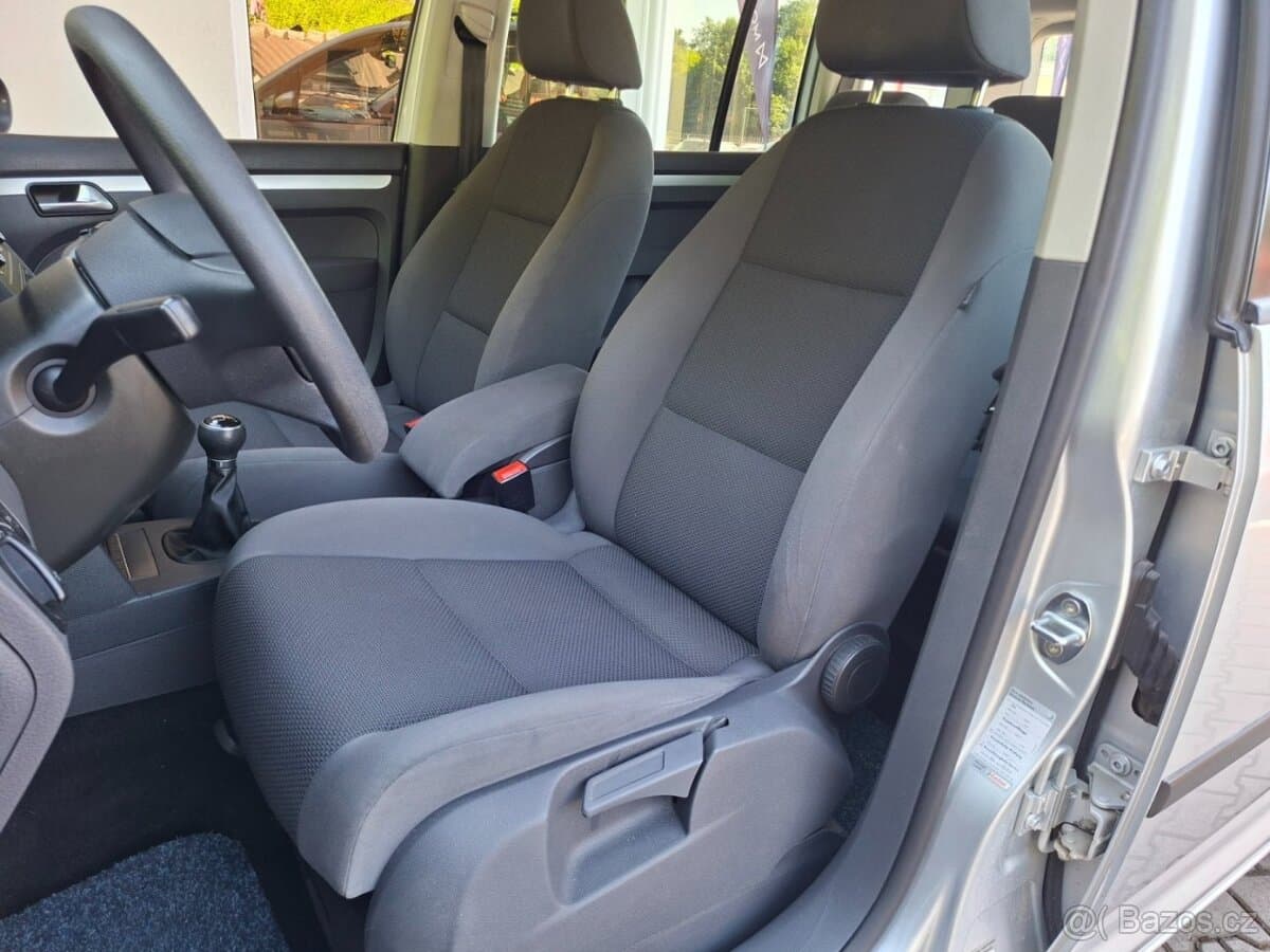 2011 Volkswagen TOURAN - 9